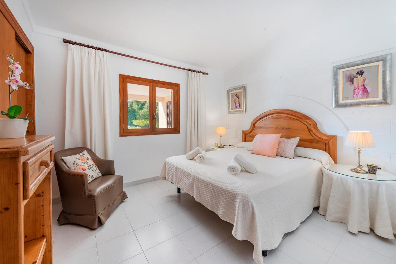Aina Francisca * Alcudia (Mallorca)